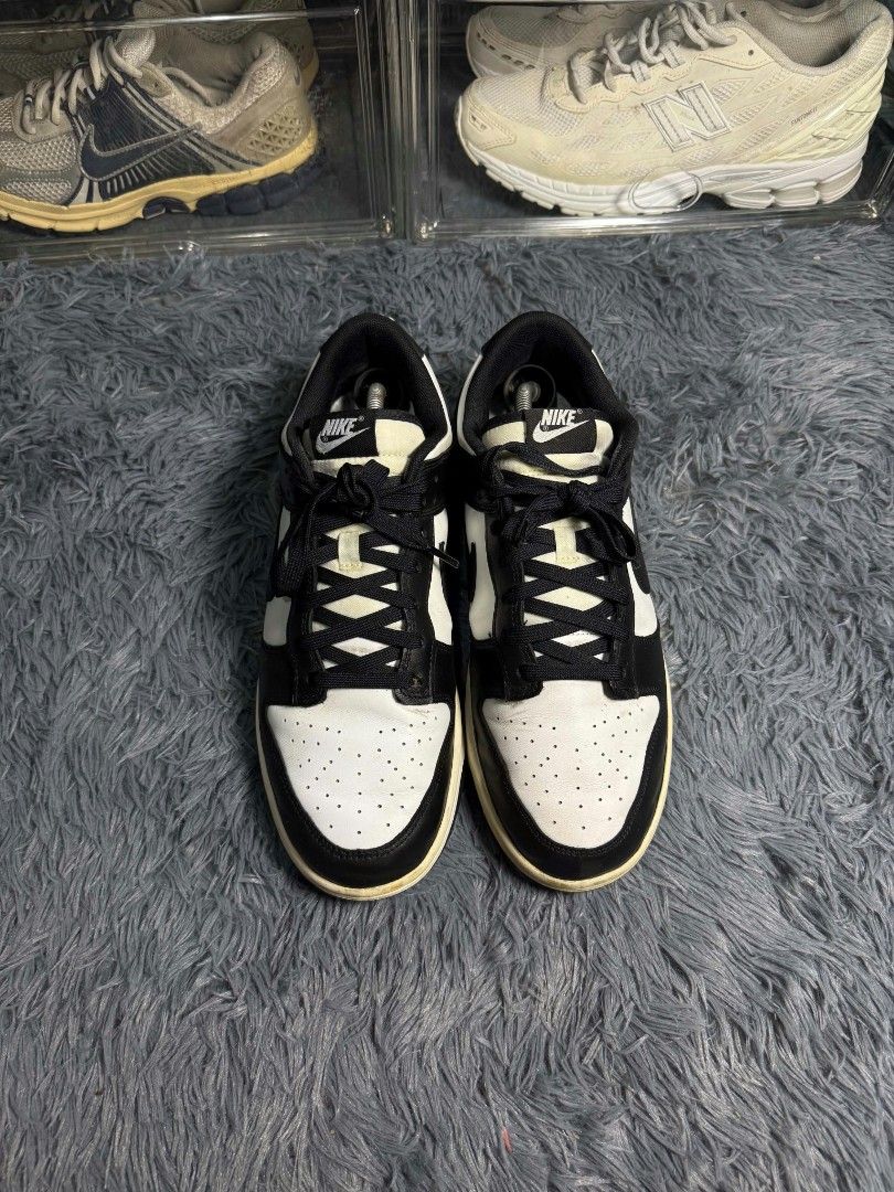 NIKE DUNK LOW PANDA (Category: Sneakers) located in Candelaria. Submitted by worn_gallerie (Listing ID 1465156670, Image 2). Description: NIKE DUNK LOW SIZE 11 US MENS GOOD CONDITION ₱1,499 ONLY.