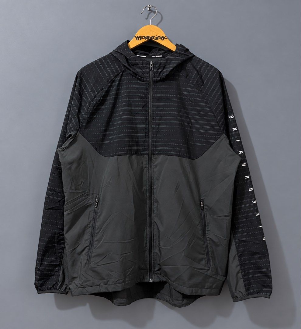 Nike Essentials Running Jacket (Category: Activewear) located in Makati City. Submitted by kendrickstuffs (Listing ID 1465051844, Image 1). Description: Nike Essential Running Windbreaker XL ontags 23.5' width pit to pit 22.5' width waist 28' length 31' longback 32.5' armsleeves from neck Missing swoosh logo on chest Verygood condition 1100 only.