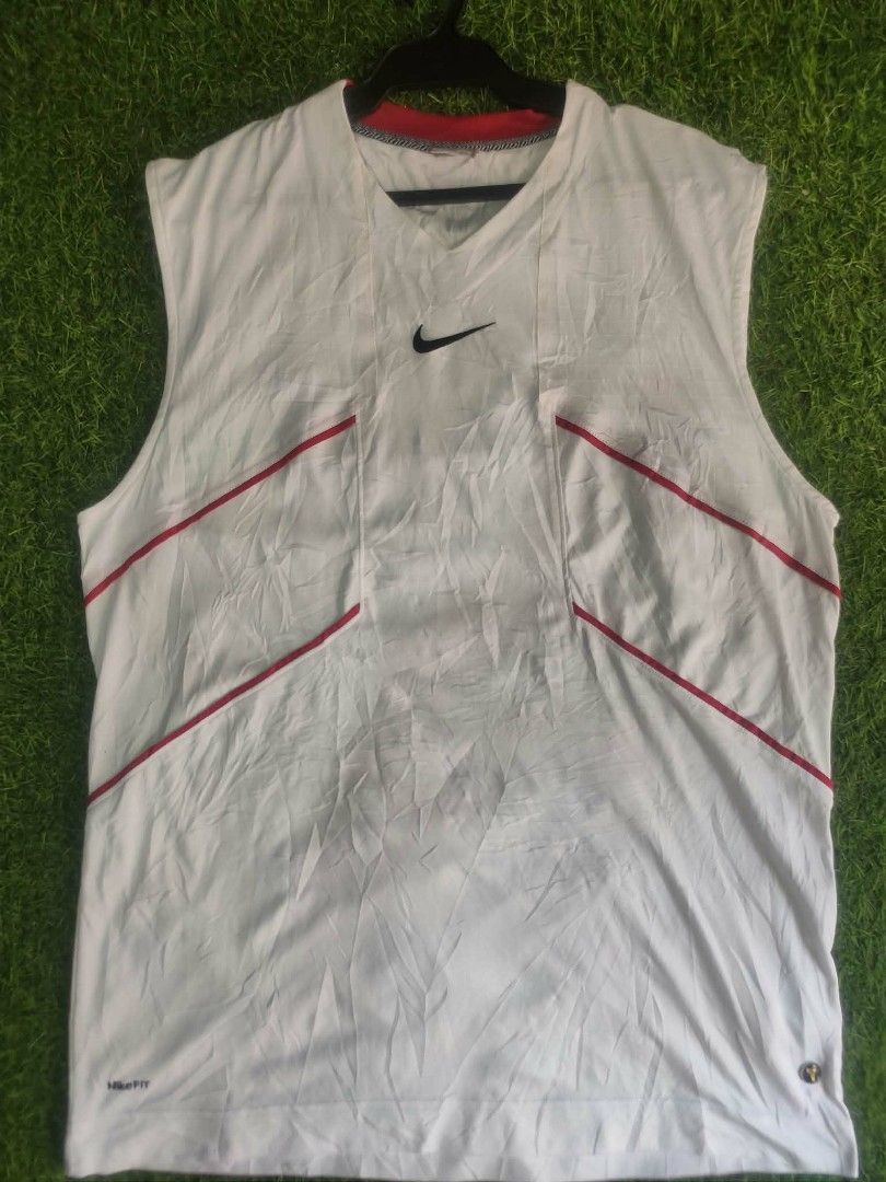 Nike kobe jersey (Category: Activewear) located in Vinzons. Submitted by khasanche43622 (Listing ID 1465108262, Image 1). Description: Almost brandnew condition No issue No stain L-30 W-22.