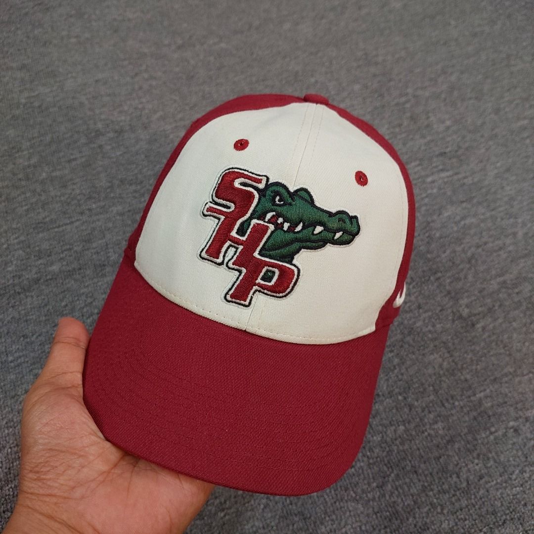 Nike Legacy91 Dri-Fit Gators Hat (Category: Caps & Hats) located in Cebu City. Submitted by thrift.thriftly (Listing ID 1465003293, Image 2). Description: condition: excellent issues: minimal sign of use type: fitted - m/l.