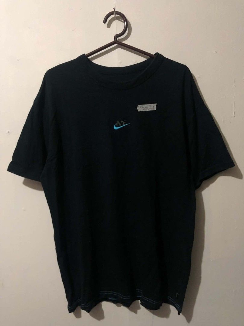 Nike Mid Logo Blue Swoosh (Category: Tshirts & Polo Shirts ) located in Pasig City. Submitted by geloangelo17550 (Listing ID 1465153419, Image 1). Description: Authentic Excellent condition No issue.
