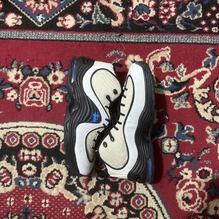 (Category: ) located in . Submitted by pulito.streetwear (Listing ID 1465115202, Image 1). Description: .