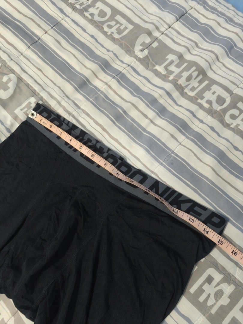 Nike Pro Dri-FIT Compression Tights Black (Category: Activewear) located in Banate. Submitted by StGoodies (Listing ID 1464976252, Image 3). Description: Manage your expectations Waistline Nasa Pic Lenght 33 Issue only print nike ✔️ Excellent Condition Plus Shipping Fee .