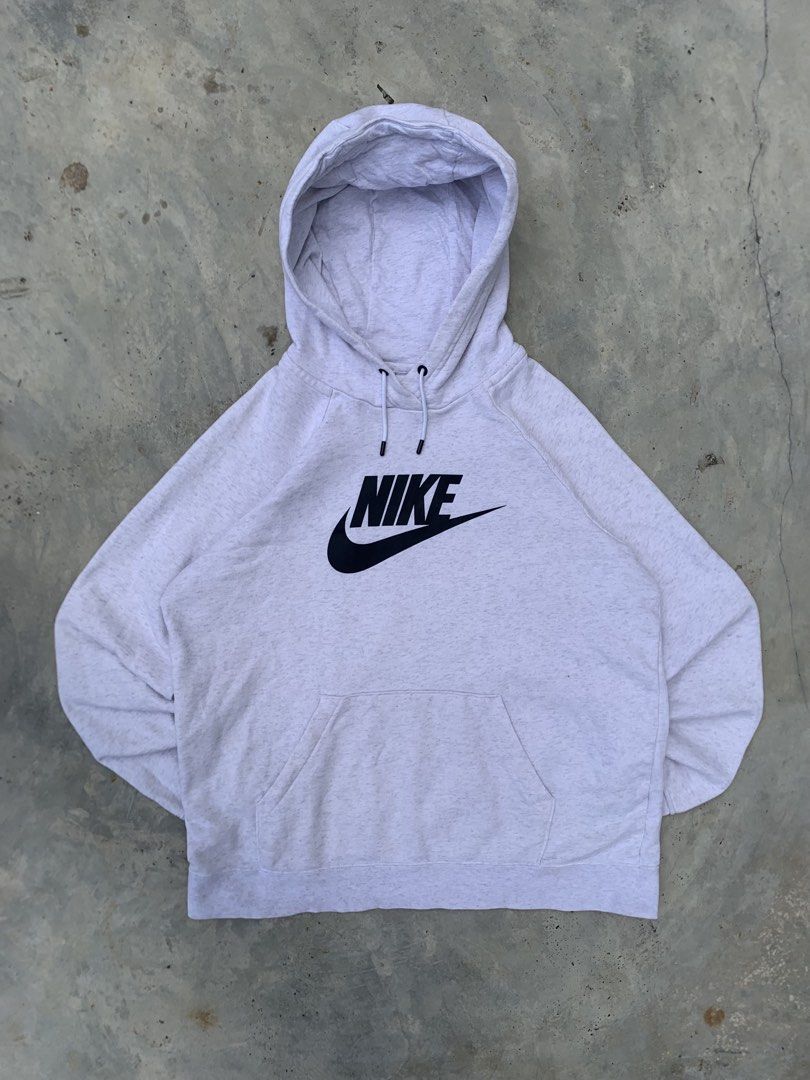 NIKE PULL OVER HOODIE🔥 (Category: Hoodies) located in Manila. Submitted by cernalronj17593 (Listing ID 1465038928, Image 1). Description: NIKE SPORTSWEAR ESSENTIAL PULLOVER HOODIE🔥 (AUTHENTIC)🔥 599+SF‼️ W:23 L:25 (LARGE) EXCELLENT CONDI🔥 COLOR RATE:10/10 HONESTLY ISSUE:NONE❌.