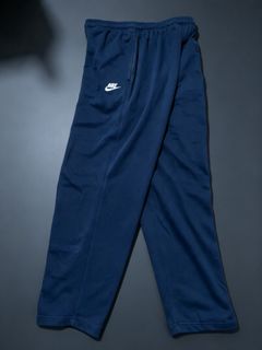 (Category: ) located in . Submitted by arc___wear (Listing ID 1465031749, Image 1). Description: .