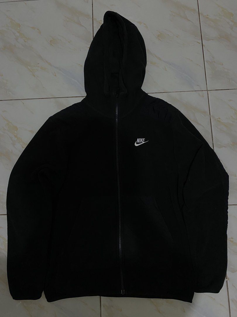 NIKE TECHFLEECE (Category: Hoodies) located in Manila. Submitted by 22yyy (Listing ID 1465066934, Image 1). Description: SHIPPED NA SA PRICE NA 580 NO ISSUE COLOR RATE 9.5/10.