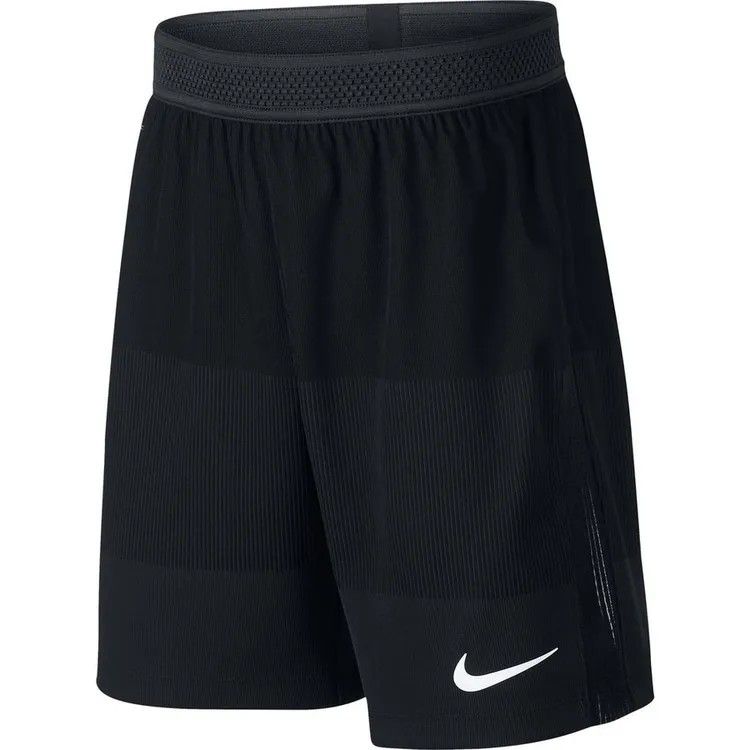 NIKE TRAINING SHORTS AEROSWIFT STRIKE (Category: Activewear) located in San Pedro. Submitted by cyanide.slug.cat (Listing ID 1465080814, Image 1). Description: s-m 28-32" waist 17.5" length.