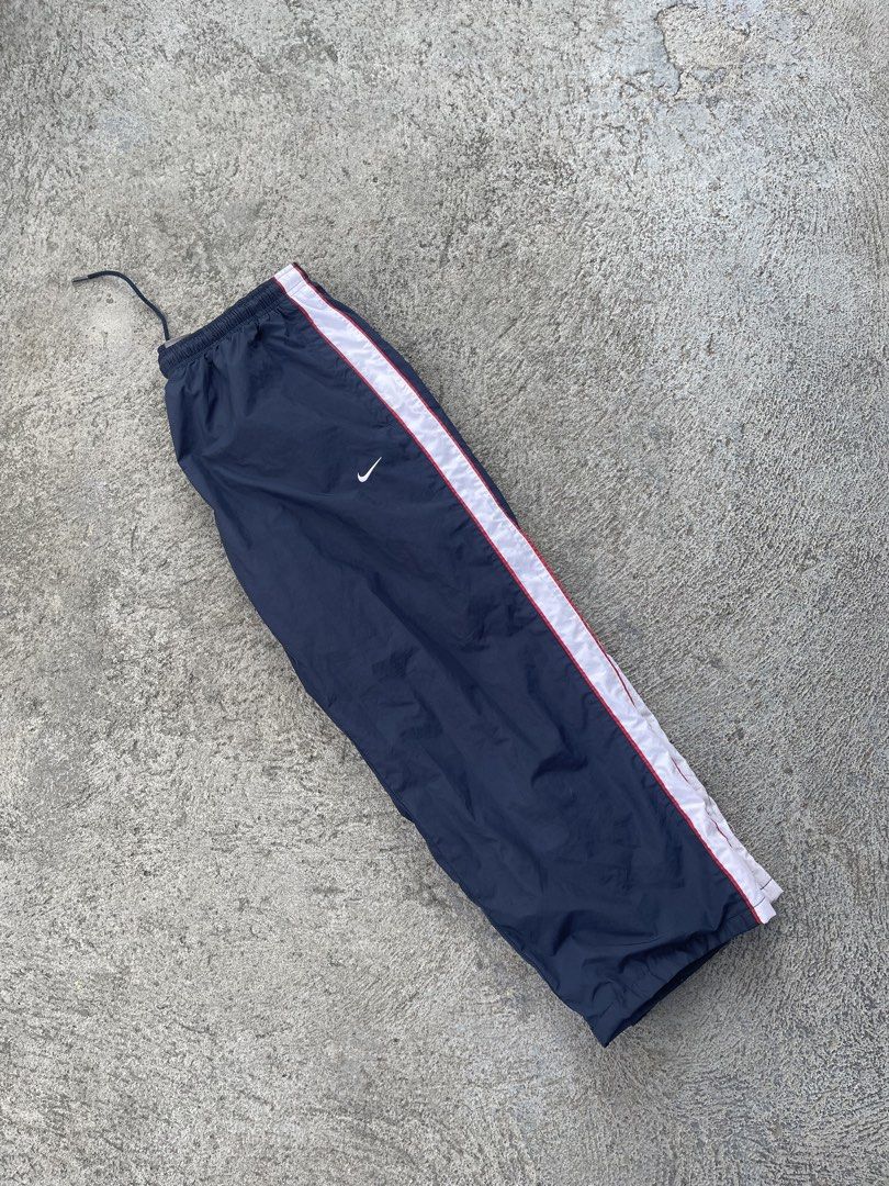 Nike Vintage Track Pants (Category: Joggers) located in Calamba. Submitted by SwooshThrift (Listing ID 1464987508, Image 2). Description: Nike Trackpants Good Condition No flaws Length: 35 Leg Opening: 9 30-36 Calamba, Laguna.