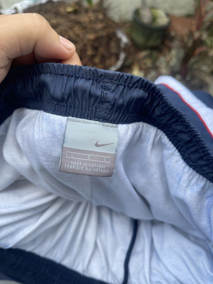 Nike Vintage Track Pants (Category: Joggers) located in Calamba. Submitted by SwooshThrift (Listing ID 1464987508, Image 3). Description: Nike Trackpants Good Condition No flaws Length: 35 Leg Opening: 9 30-36 Calamba, Laguna.