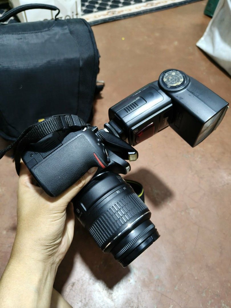 Nikon d5200 with 18-55mm (Category: Cameras) located in Caloocan City. Submitted by mr.carlo_dslr_laptop (Listing ID 1465052263, Image 2). Description: Nikon d5200 with Lens 18-55mm with Freebies Minor issue agad - Built in Flash Pundido!!! We Give Free Nissin External Flash ( Problem Solved ) Smooth item Like New! Pde sa Maselan No Repair History Lahat Malinis Free 32gb Sd card Free Wu-1A adapter (wireless Transfer Photos) Free Camera Bag Nikon 