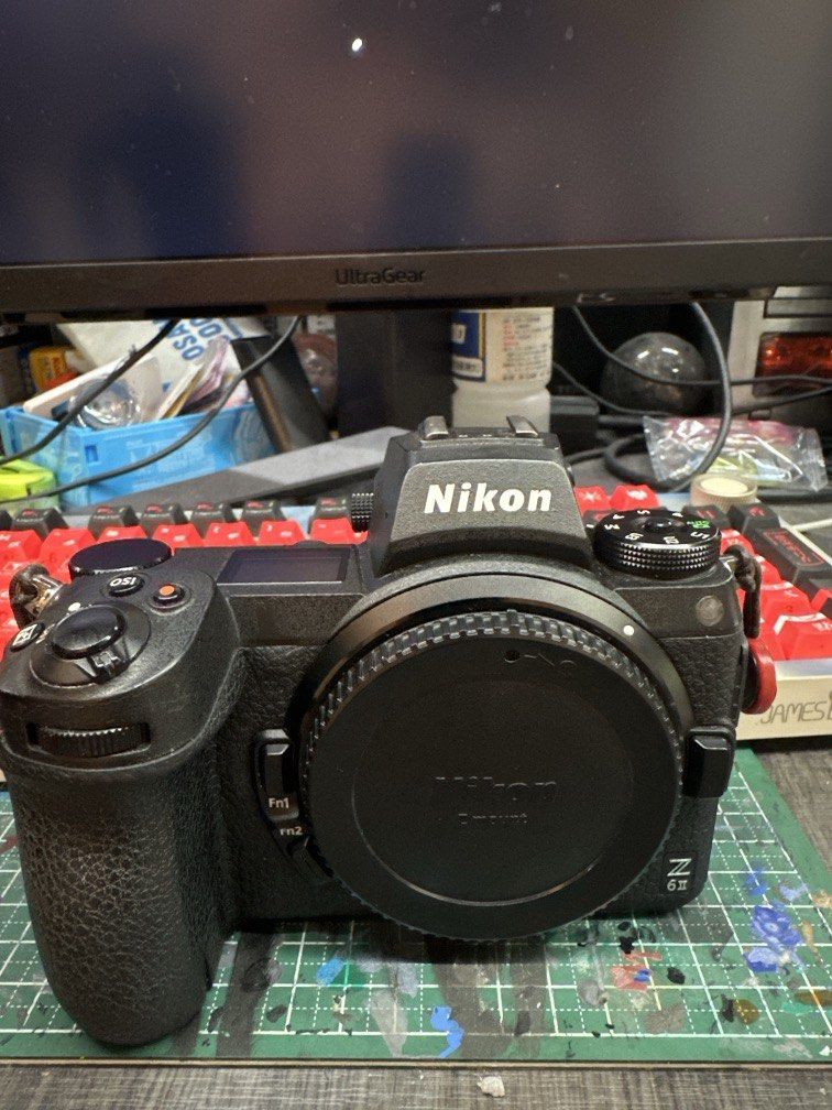 Nikon Z6ii 連 cfexpress type b 加 card reader 有盒 （分類：相機）位於 Hong Kong。 由 xxx864 提交（商品編號 1465113851，圖片 1）。簡介： 連正廠電一粒 +3粒副廠電。