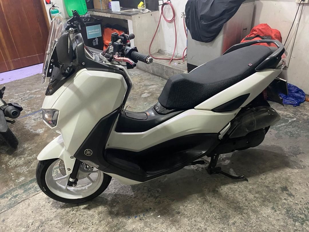 Nmax v2 abs model 2021 (Category: Motorbikes for Sale) located in Rizal. Submitted by select_zone (Listing ID 1465090500, Image 3). Description: nmax v2 abs model 2021 odo 23k 1st owner pass sa buyandsell sulit kana dito hindi gamit na gamit alaga sa maintenance gas and go stock makina walang ginalaw naka mdl and dual contact new front shock no leak tagas stage 5 av moto new build yss gsport av moto no leak tagas naked handle bar avocado etech cv