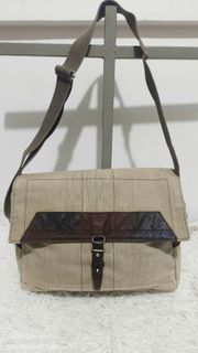 (Category: ) located in . Submitted by secondchances.thriftsh8p (Listing ID 1465134457, Image 1). Description: .