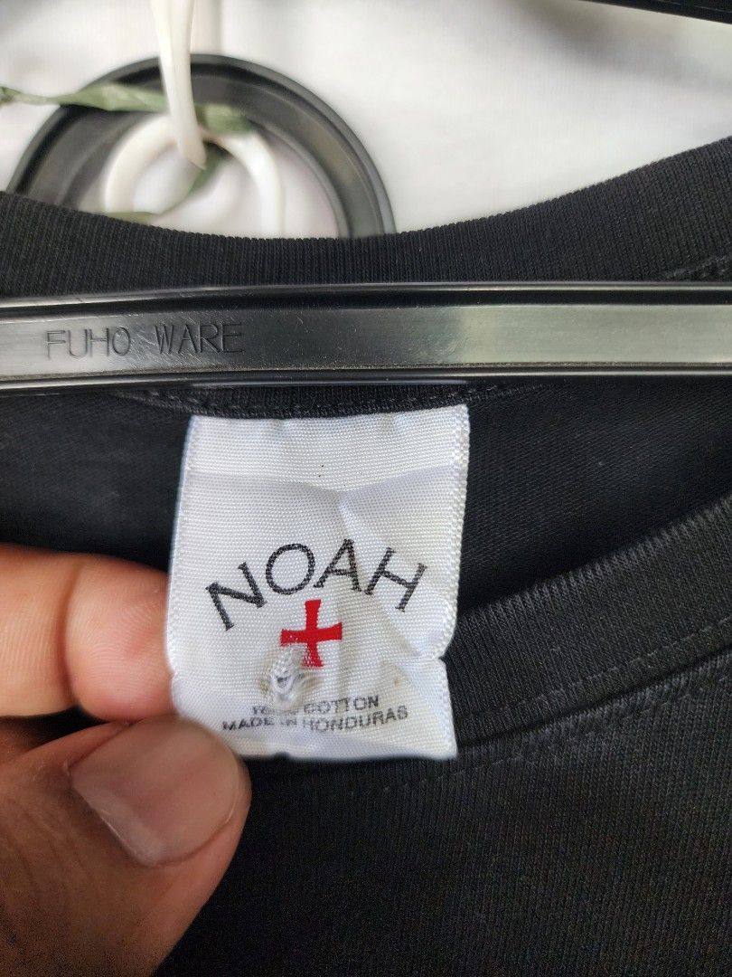 NOAH TEES (Category: Tshirts & Polo Shirts ) located in Real. Submitted by raphy2019 (Listing ID 1464980328, Image 3). Description: .