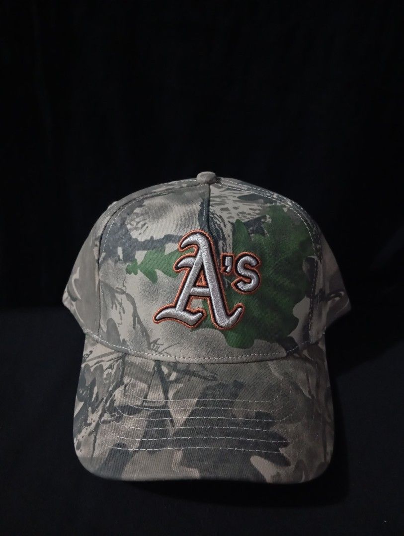 OAKLAND ATHLETICS CAP 🧢 (Category: Caps & Hats) located in La Trinidad. Submitted by trishaperle (Listing ID 1465108222, Image 1). Description: .
