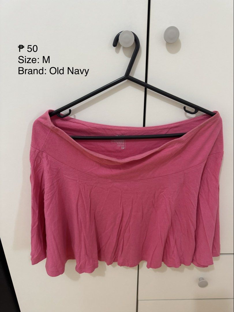 Old Navy Pink Skirt Size M (Category: Skirts) located in Binan City. Submitted by izza1311 (Listing ID 1465019535, Image 1). Description: - Brand: Old Navy - Size: Medium (Standard fit) non elastic waist - Color: Pink - Material: Comfortable cotton fabric with a nice flare .