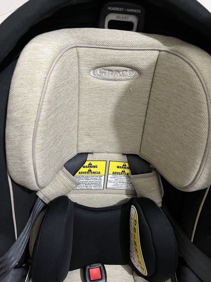 ORIGINAL GRACO SNUGRIDE SNUGFIT 35 DX CAR SEAT (Category: Car Seats) located in Cavite. Submitted by macysabubot (Listing ID 1465116607, Image 3). Description: SOBRANG BAGO PA!!! ANG GANDA AT ANG TIBAYYY!!! MINE NYO NA!!! SUPER GANDA NITO PMPM!! .