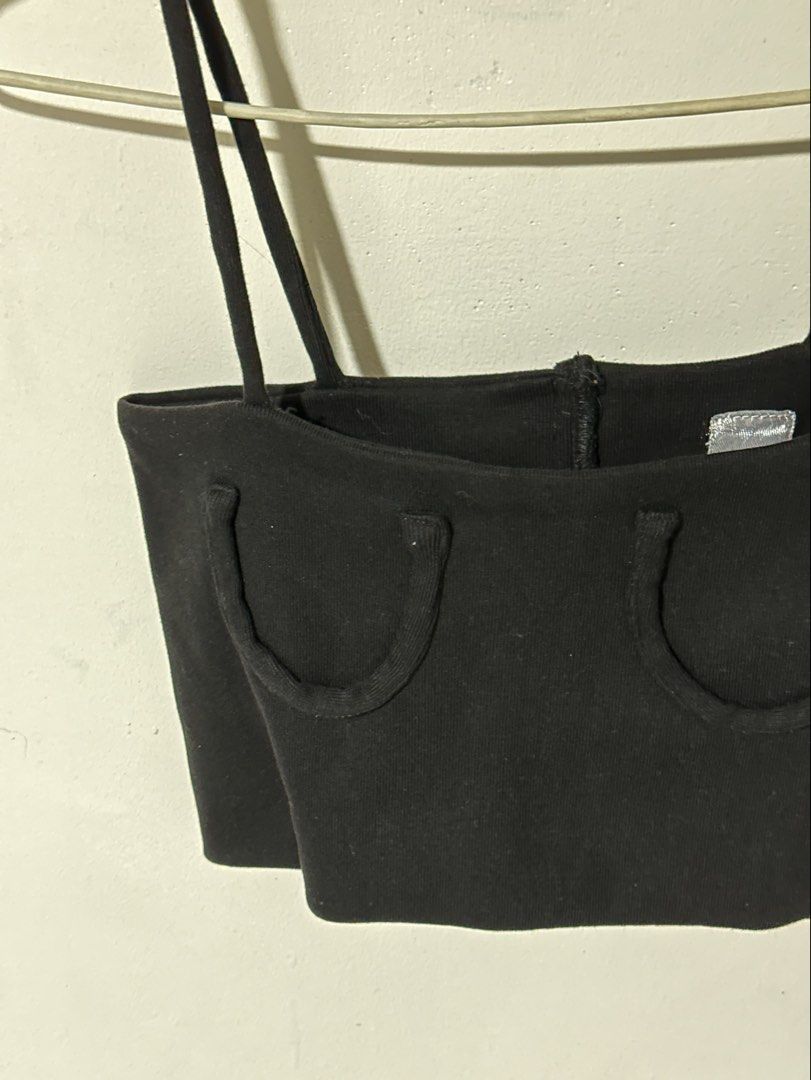 Orseund iris Black top (Category: Sleeveless) located in Manila. Submitted by okaykloset (Listing ID 1464996096, Image 2). Description: Rfs: decluttering Free size but best fit for s-m (stretchable) MOP: gcash/gotyme MOD: lalamove (sdd)/jnt.