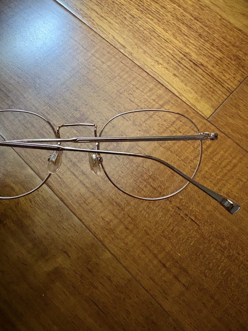 Owndays Glasses Graph Belle (Category: Sunglasses & Eyewear) located in Quezon City. Submitted by aguilartam12610 (Listing ID 1465038042, Image 3). Description: round metal frames in a gorgeous rose gold finish Model: GB1017G-8A2 C3 .