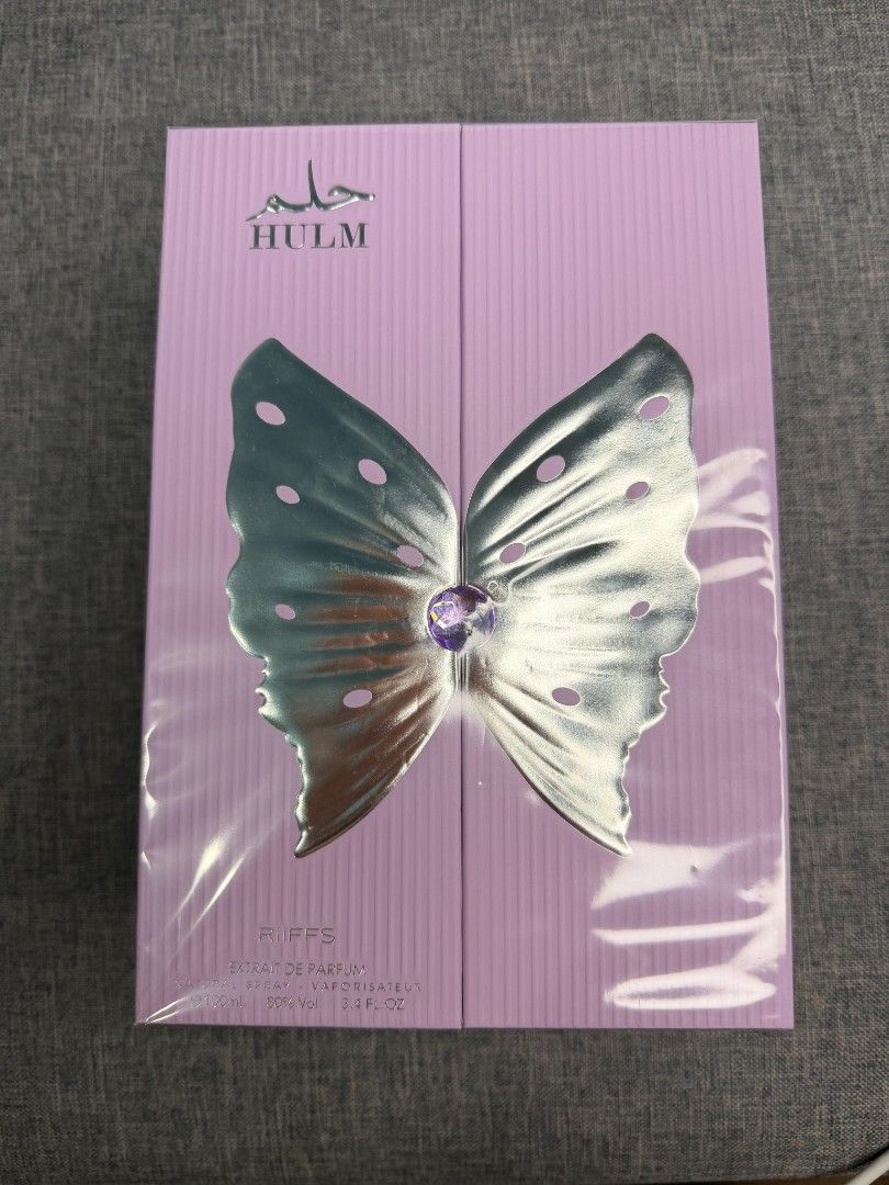 P1 Riffs Hulm 100ml (Category: Fragrance & Deodorants) located in Paranaque City. Submitted by barbs24 (Listing ID 1465060357, Image 1). Description: P1 Riiffs HULM 100ML Extrait De Parfum - 2,400 pesos (dupe of Chanel Chance De Tendre) .