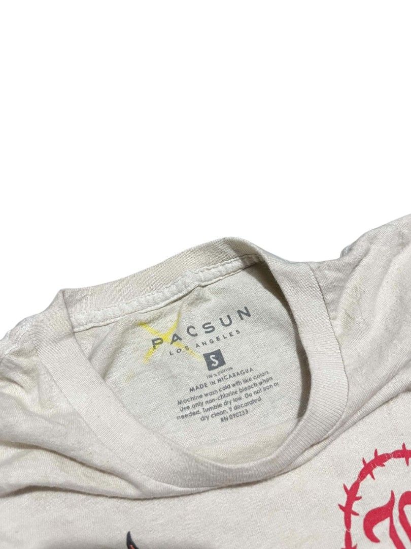 Pacsun (Category: Tshirts & Polo Shirts ) located in Bacolod City. Submitted by squarer00ts (Listing ID 1465060693, Image 3). Description: Pacsun •Size on tag: Small •Dimension: Width 18 × Length 26 •Need wash.