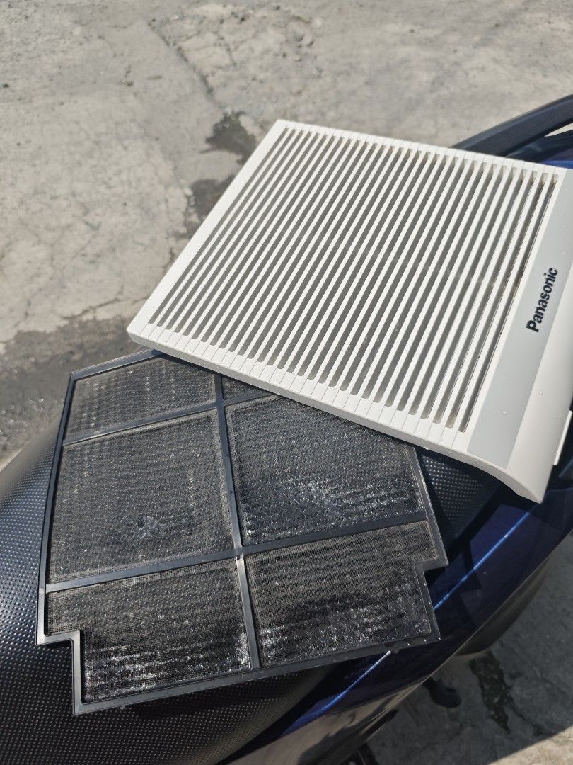 Panasonic 0.5 Window Type (Category: Air Conditioning and Heating) located in Manila. Submitted by mcjansen (Listing ID 1464993683, Image 3). Description: Non- Inverter No Issue RFS : Lilipat na apartment di na madadala.