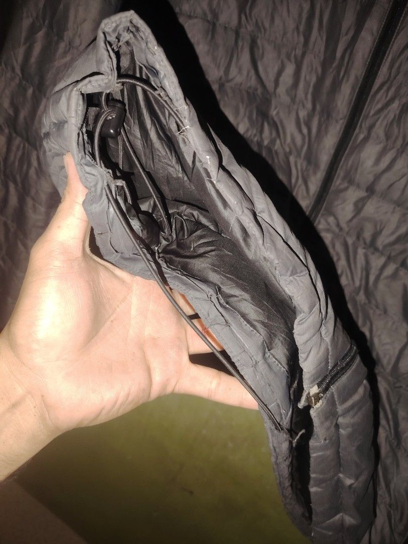 PATAGONIA (Category: Coats, Jackets and Outerwear) located in Pasig City. Submitted by michelle.asuki (Listing ID 1465080919, Image 3). Description: PATAGONIA JACKET VGOOD TO EXCELLENT LARGE ISSUE SA LOOB UNG TALI SA BABA TAZ TANGGAL NA COMPANY NAME DI HALATA 1200 DM DM DM DM.