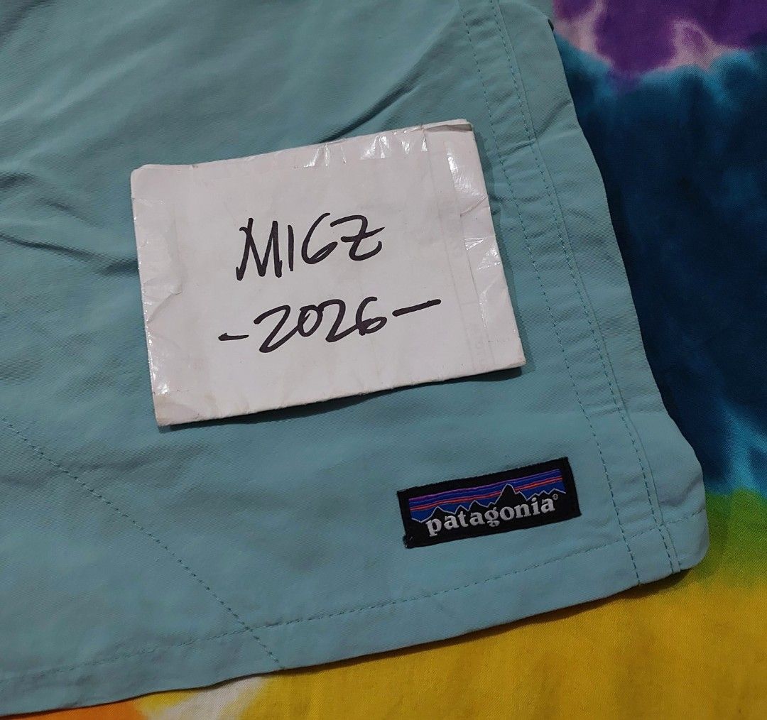 Patagonia Baggies Shorts (Category: Shorts) located in Davao. Submitted by juanmigz.ph (Listing ID 1464998533, Image 3). Description: Patagonia Baggies Shorts (Mens) Excellent like New ✅️ size: Large "34-36 W x 17 L" Php 750.00 PM for more Inquiry 😁....