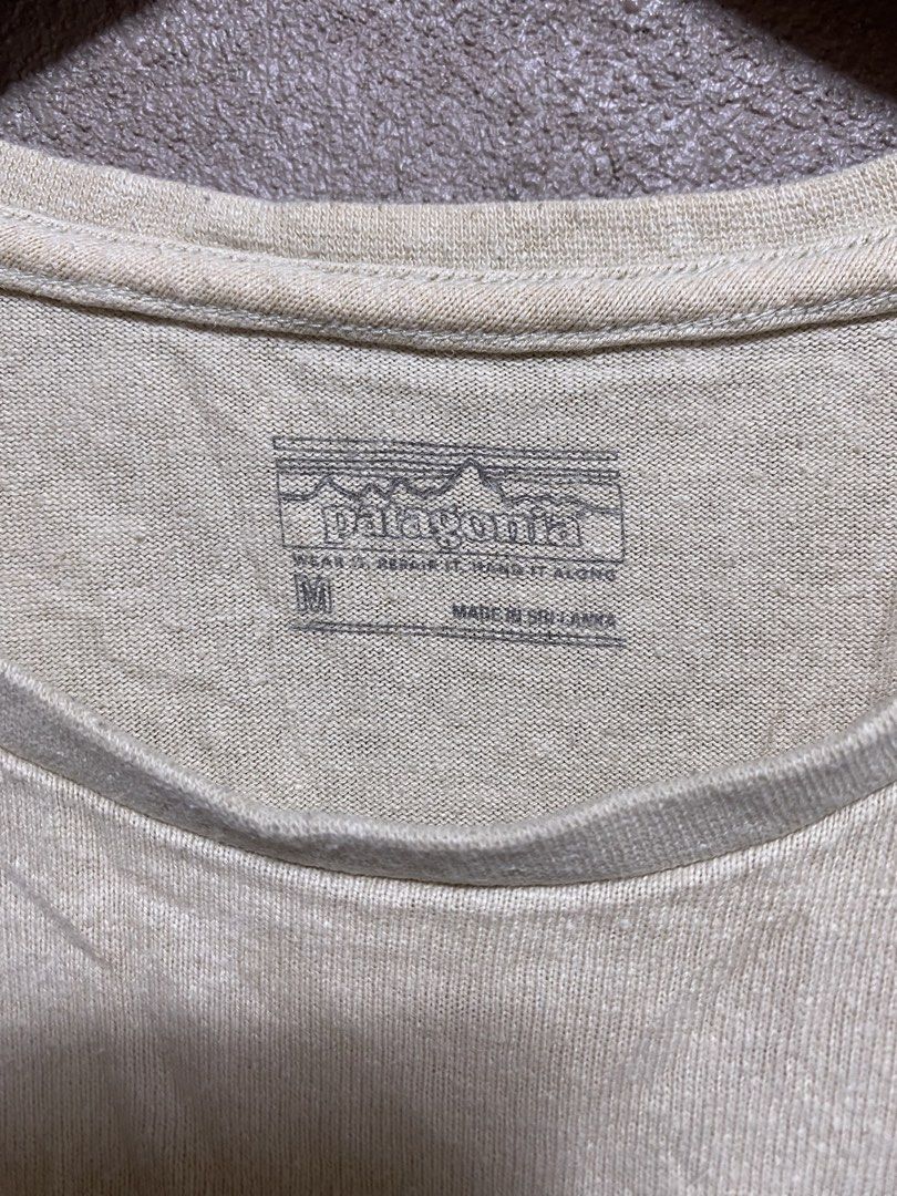 Patagonia Pocket Tee (Category: Activewear) located in Iloilo. Submitted by prelovedfindsilo (Listing ID 1465089551, Image 3). Description: Patagonia Pocket Tee (Beige Tone) Size Medium 20x26 Excellent condition Need wash fresh from bale .