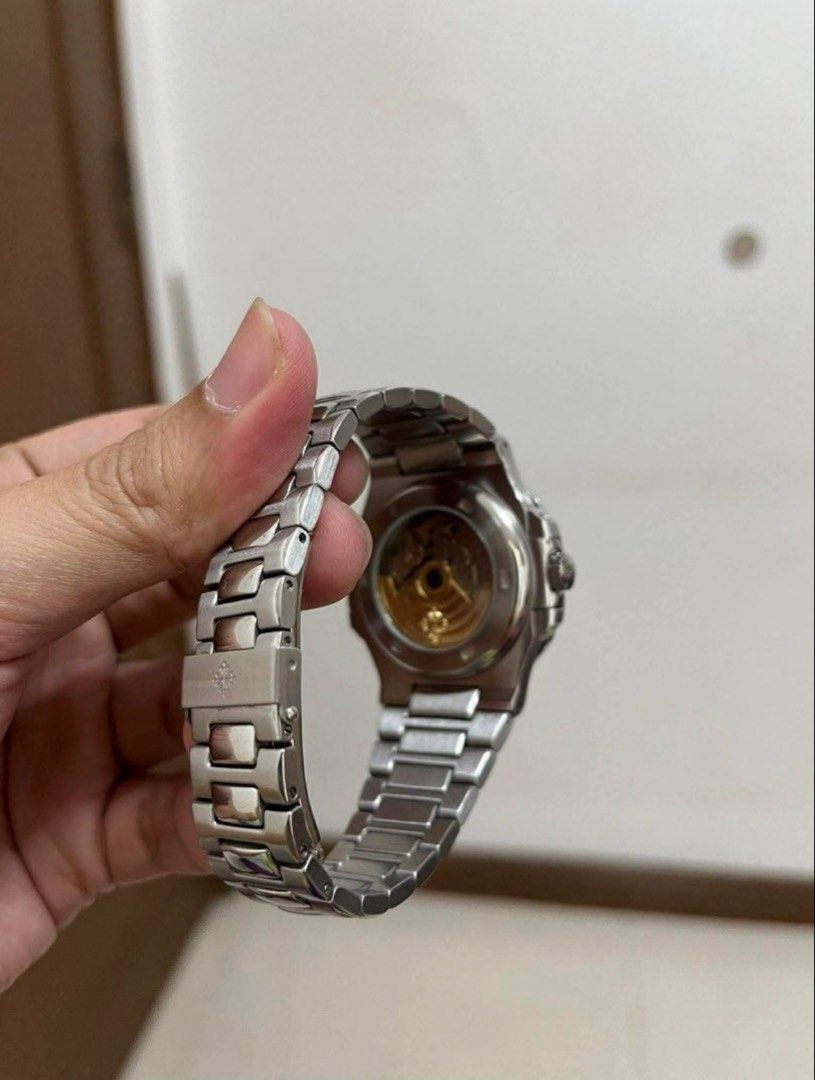 Patek Philippe Nautilus 5711/1A, SUPER C (Category: Men's Watches) located in Manila. Submitted by michaelcorleon18 (Listing ID 1464981014, Image 3). Description: FOR SALE : Patek Philippe Nautilus 5711/1A SUPER C CLOSEST TO LEGIT 1:1.