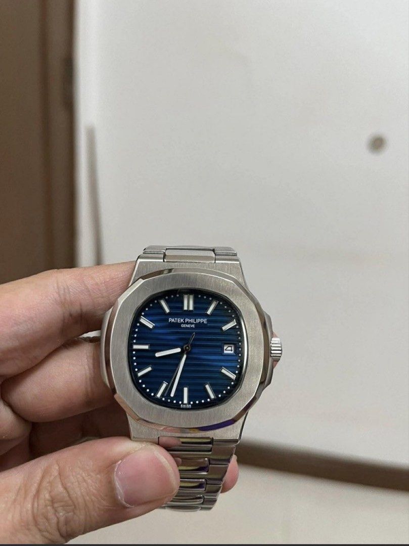 Patek Philippe Nautilus 5711/1A, SUPER C (Category: Men's Watches) located in Manila. Submitted by michaelcorleon18 (Listing ID 1464981014, Image 2). Description: FOR SALE : Patek Philippe Nautilus 5711/1A SUPER C CLOSEST TO LEGIT 1:1.