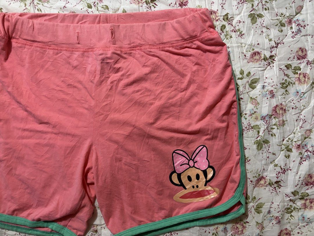 Paul Frank Coral Pink Short (Category: Shorts) located in Muntinlupa City. Submitted by herellas0504 (Listing ID 1465112798, Image 2). Description: Paul Frank Coral Pink Short Mine: 200 | Lock: 350 —————————————— size: 27-30 up waistline missing waist strap/lace only, still in good condition Length: 12 inch.