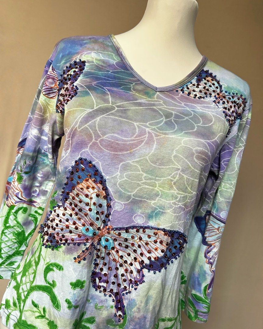 Phool Beaded Butterfly Whimsy V-Neck Long Sleeves Top (Category: Longsleeves) located in Los Banos. Submitted by hotlinevintage777 (Listing ID 1465003691, Image 3). Description: — brand: Phool — s on tag, fits s to m — 100% Cotton!! — seller's fave <33.