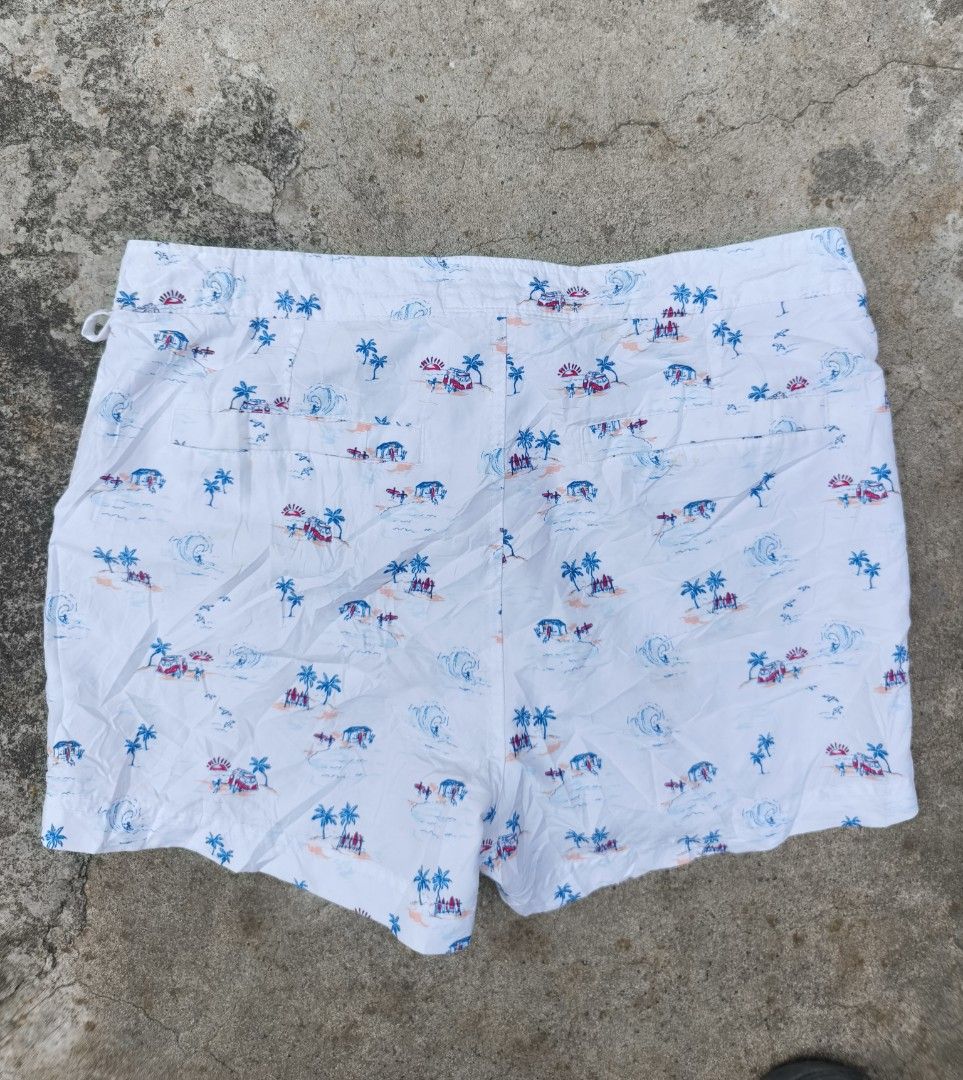 Pinguin short (Category: Shorts) located in Santa Cruz. Submitted by lesterpogs30 (Listing ID 1464999588, Image 2). Description: pinguin short excellent condition 15x14.
