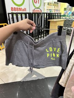(Category: ) located in . Submitted by leans_closet (Listing ID 1465007912, Image 1). Description: .