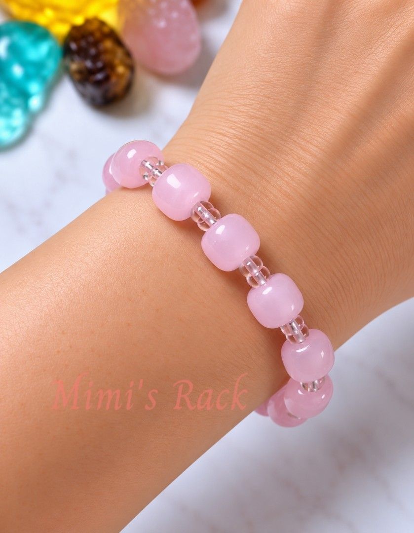 PINK CHALCEDONY SMALL BARREL BEAD BRACELET (Category: Bracelets) located in Taguig. Submitted by mimisrack (Listing ID 1465111481, Image 1). Description: 🩷Soft heart-healing energy in a delicate, feminine design -Pink Chalcedony promotes emotional healing, gentleness, and loving energy -Encourages compassion, calm communication, and inner peace -Small barrel beads symbolize stability and smooth life flow -Supports emotional balance and harmony i