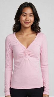 (Category: ) located in . Submitted by lylaineapparel30 (Listing ID 1465090374, Image 1). Description: .
