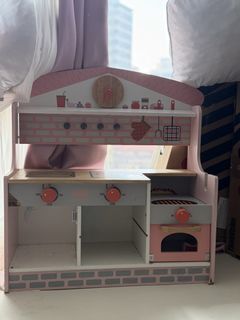 (Category: ) located in . Submitted by lovespreloved7 (Listing ID 1465165178, Image 1). Description: .