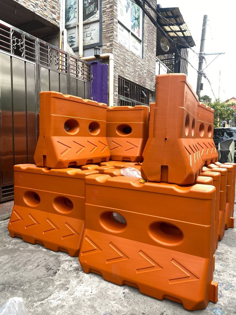 PLASTIC ROAD BARRIER (Category: Construction & Building Materials) located in Caloocan City. Submitted by Ava_broklyn8888 (Listing ID 1465030346, Image 2). Description: PLASTIC ROAD BARRIER BRB 2UV STABILIZED POLYETHYLNE .