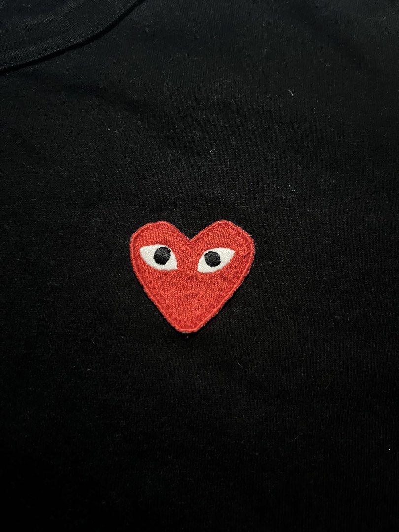 Play for her (Category: Activewear) located in San Francisco. Submitted by dckim_19 (Listing ID 1464998512, Image 2). Description: authentic 💯 Size medium Measurement : 17.5"width 24" length Condition : excellent Color rate : 9.8/10 Issue(s) none .