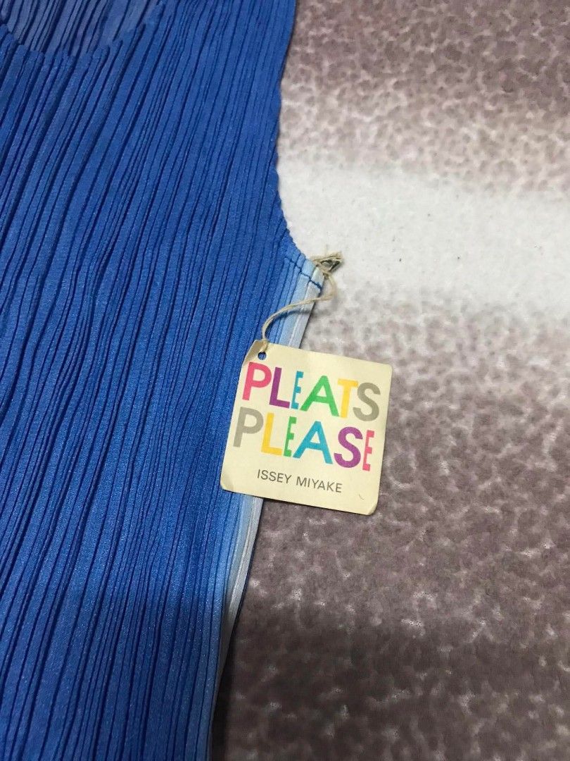Pleat Please (Category: Activewear) located in Bislig. Submitted by chrispril (Listing ID 1465165557, Image 2). Description: Pleats Please As new condition withhangtag pa yan 7500 📩📩.