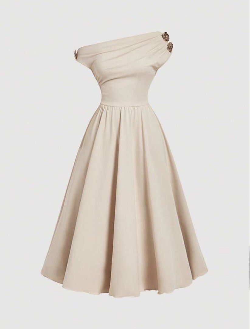 [Plus Size] Asymmetrical Dress (Category: Dresses) located in Pasig City. Submitted by megistus (Listing ID 1465053666, Image 1). Description: ‼️PHP 350 LAST PRICE‼️ - from SHEIN MOD - Size is 3XL (please refer to the last picture for the exact measurements) - stretchy - for reference, my height is 5’4 and ankle-length sya for me - only used once rfs: decluttering + i dont plan to wear this again you may message me for more inquiries. mode of pay