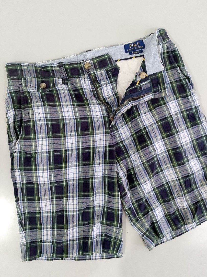 PoLo Ralph Luaren plaid short (Category: Activewear) located in San Pedro. Submitted by powmarzan047210 (Listing ID 1464996495, Image 1). Description: polo Ralph Lauren plaid short size 28 to 30 price 580 pick up location san Pedro laguna.