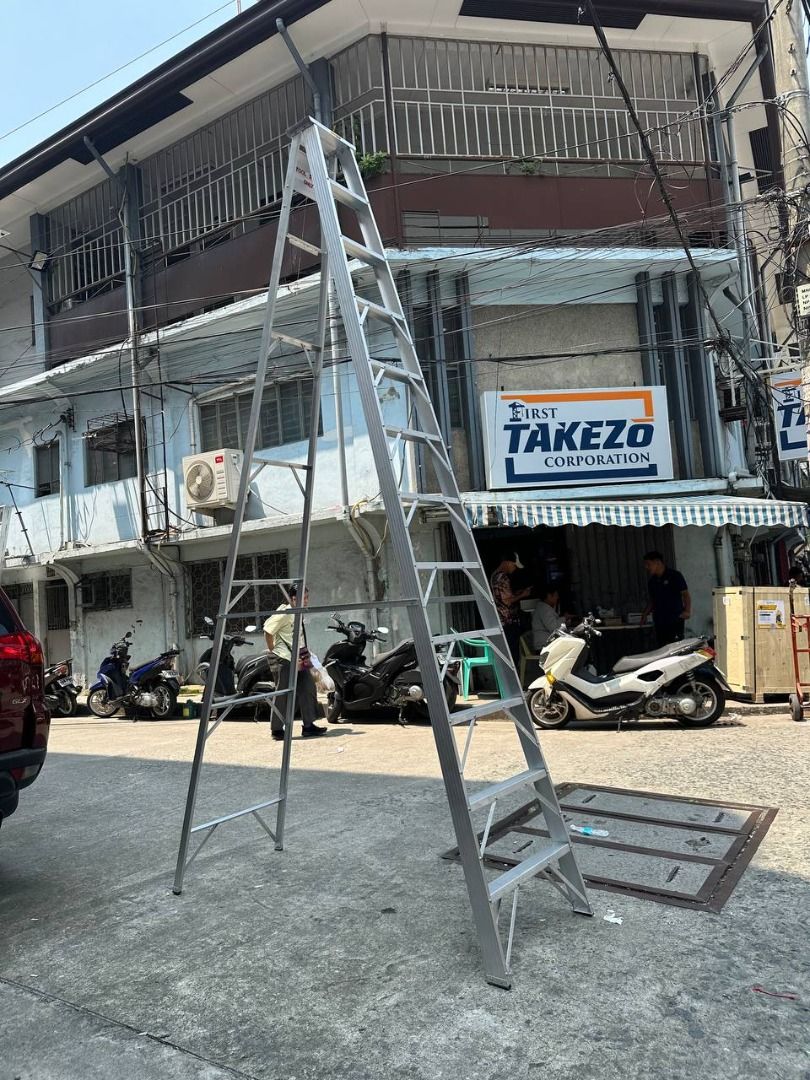 POWERSTEP ALUMINUM LADDER Specs: A-TYPE, 12FT (Category: Other Home Furniture) located in Manila. Submitted by ramoseliza33488 (Listing ID 1465046329, Image 3). Description: .