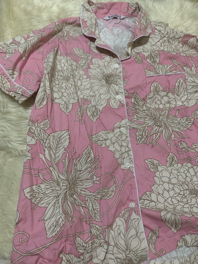 Pre Loved Pajama Set (Category: Undergarments & Loungewear) located in Las Pinas. Submitted by erd17declutters (Listing ID 1465153177, Image 3). Description: Used once during Christmas Pajama Party. 📍Las Pinas 💵 Union Digital Bank 🚢 JnT or Lalamove.