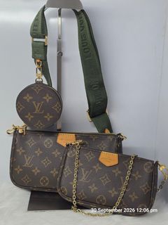(Category: ) located in . Submitted by aaliyahs.closet2 (Listing ID 1465001387, Image 1). Description: .