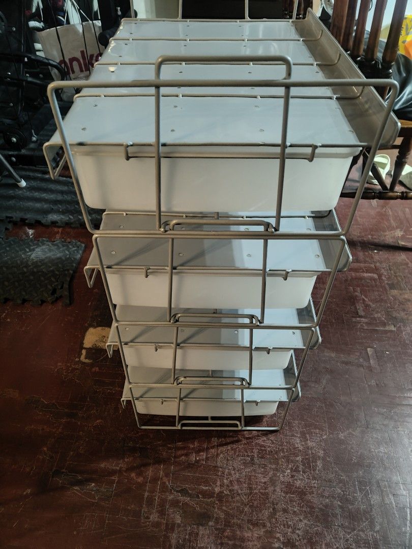 Pet Stackable Drawer (Category: Homes & Other Pet Accessories) located in Quezon City. Submitted by ezzeh (Listing ID 1465031153, Image 3). Description: Pet Enclosure (Stackable Drawers) 4 stacks Perfect for small pets Issue: 2 drawers have cracks and 1 drawer has a chip on the back part the rest are good Location Bahay Toro, QC Can do meet-ups, pick-up, or courier shouldered by the buyer.