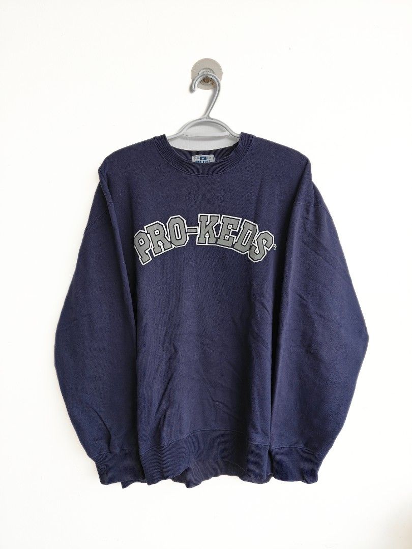 Pro Keds Crewneck (Category: Coats, Jackets and Outerwear) located in Imus. Submitted by valentino.bros. (Listing ID 1465058916, Image 1). Description: .