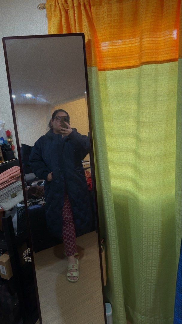 Puffer Jacket (Category: Coats, Jackets and Outerwear) located in Batangas. Submitted by stopandshopforluxury (Listing ID 1465111485, Image 2). Description: Fits to L-XXL Used once in Korea.