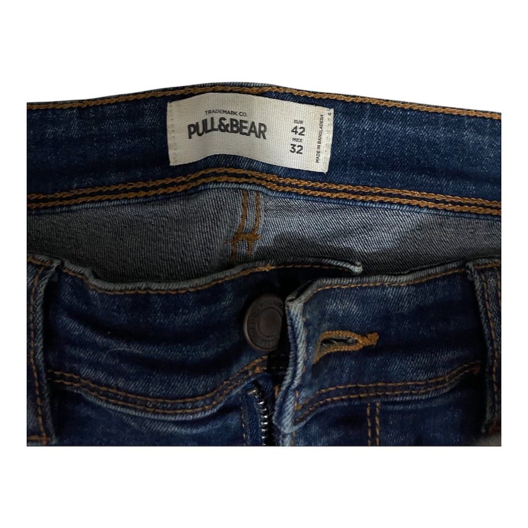 Pull & Bear Dark Blue Skinny Jeans (Category: Jeans) located in Manila. Submitted by dream.cream (Listing ID 1465015738, Image 2). Description: - Brand: Pull & Bear - Color: Dark blue with lught fading - Fit: Skinny fit - Size: 32”x40” .